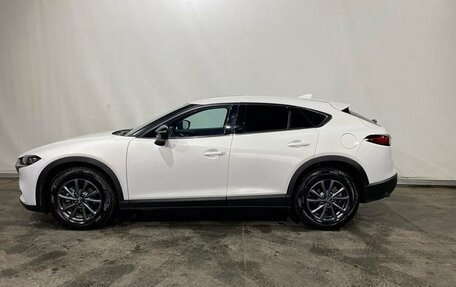 Mazda CX-4, 2023 год, 2 947 000 рублей, 8 фотография