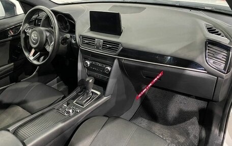 Mazda CX-4, 2023 год, 2 947 000 рублей, 10 фотография