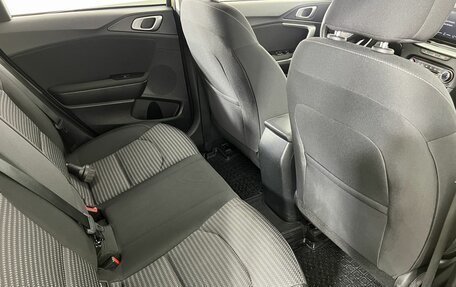 KIA cee'd III, 2021 год, 2 200 000 рублей, 12 фотография