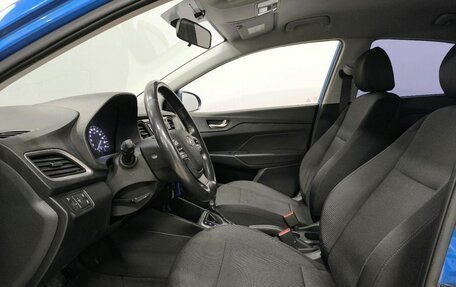 Hyundai Solaris II рестайлинг, 2017 год, 1 090 000 рублей, 9 фотография