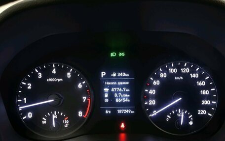 Hyundai Solaris II рестайлинг, 2017 год, 1 090 000 рублей, 13 фотография