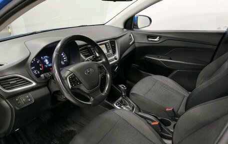 Hyundai Solaris II рестайлинг, 2017 год, 1 090 000 рублей, 10 фотография