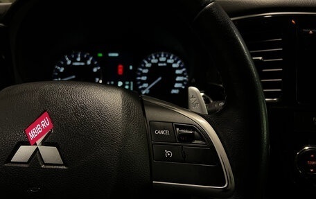 Mitsubishi Outlander III рестайлинг 3, 2014 год, 1 390 000 рублей, 20 фотография