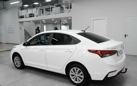 Hyundai Solaris II рестайлинг, 2018 год, 1 140 000 рублей, 4 фотография