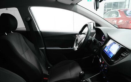 Hyundai Solaris II рестайлинг, 2018 год, 1 140 000 рублей, 10 фотография