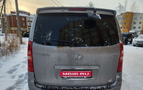 Hyundai Grand Starex Grand Starex I рестайлинг 2, 2012 год, 1 650 000 рублей, 4 фотография