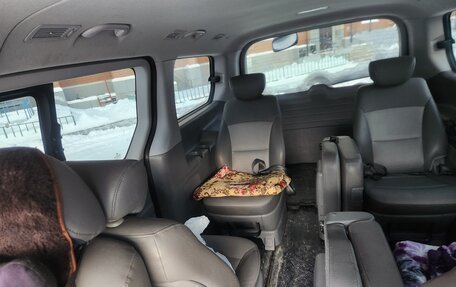 Hyundai Grand Starex Grand Starex I рестайлинг 2, 2012 год, 1 650 000 рублей, 6 фотография