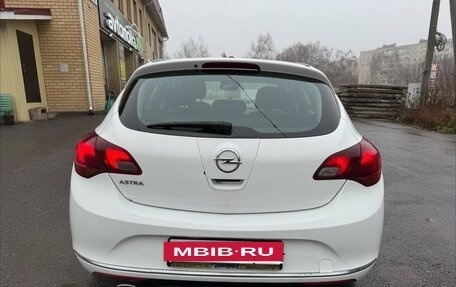 Opel Astra J, 2014 год, 729 000 рублей, 3 фотография