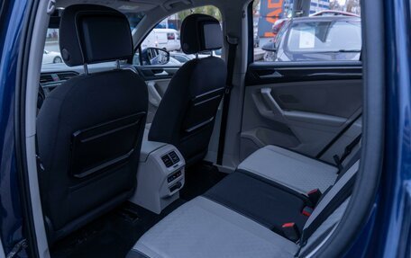 Volkswagen Tiguan II, 2017 год, 1 699 000 рублей, 23 фотография