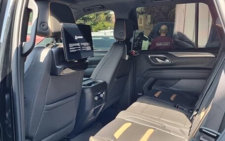 GMC Yukon IV, 2022 год, 9 700 000 рублей, 5 фотография