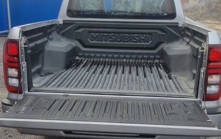 Mitsubishi L200, 2024 год, 5 000 000 рублей, 5 фотография