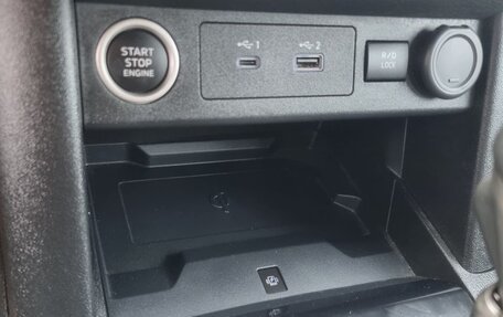 Mitsubishi L200, 2024 год, 5 000 000 рублей, 16 фотография