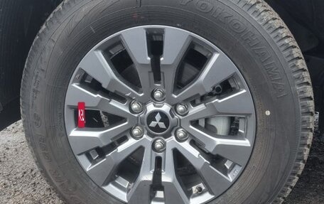 Mitsubishi L200, 2024 год, 5 000 000 рублей, 17 фотография