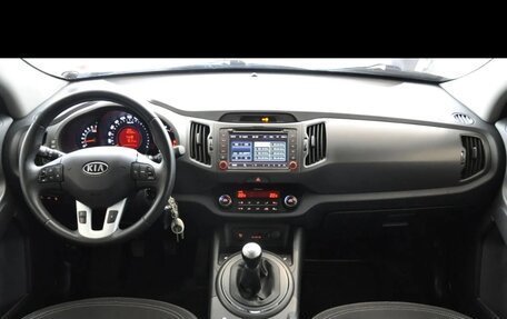 KIA Sportage III, 2012 год, 899 000 рублей, 5 фотография