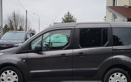 Ford Tourneo Connect II рестайлинг, 2020 год, 1 620 000 рублей, 4 фотография