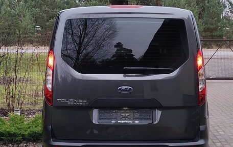 Ford Tourneo Connect II рестайлинг, 2020 год, 1 620 000 рублей, 6 фотография