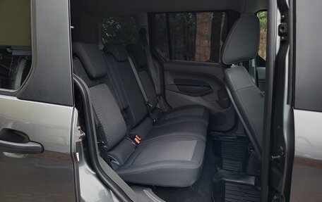 Ford Tourneo Connect II рестайлинг, 2020 год, 1 620 000 рублей, 18 фотография