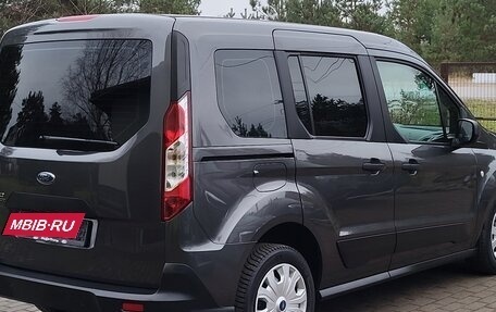 Ford Tourneo Connect II рестайлинг, 2020 год, 1 620 000 рублей, 7 фотография