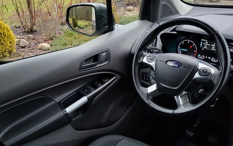 Ford Tourneo Connect II рестайлинг, 2020 год, 1 620 000 рублей, 22 фотография