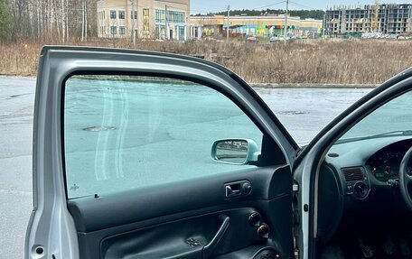 Volkswagen Golf IV, 2000 год, 450 000 рублей, 27 фотография