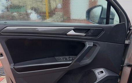 Volkswagen Tiguan II, 2019 год, 2 757 000 рублей, 17 фотография