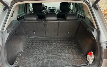 Volkswagen Tiguan II, 2019 год, 2 757 000 рублей, 21 фотография