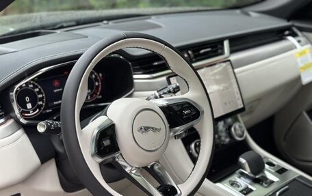 Jaguar F-Pace, 2025 год, 6 495 000 рублей, 13 фотография