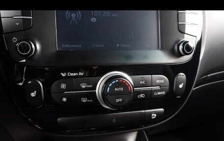 KIA Soul II рестайлинг, 2017 год, 1 550 000 рублей, 12 фотография