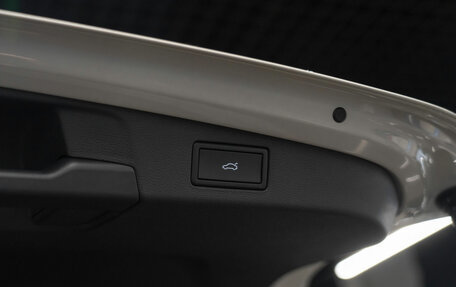 Volkswagen Tiguan, 2025 год, 5 250 000 рублей, 26 фотография