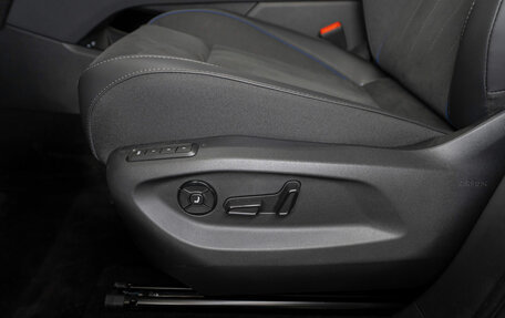 Volkswagen Tiguan, 2025 год, 5 250 000 рублей, 24 фотография