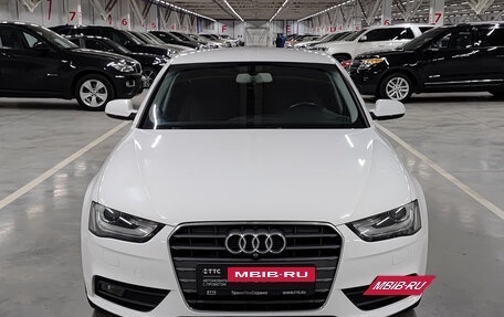 Audi A4, 2012 год, 1 370 000 рублей, 2 фотография