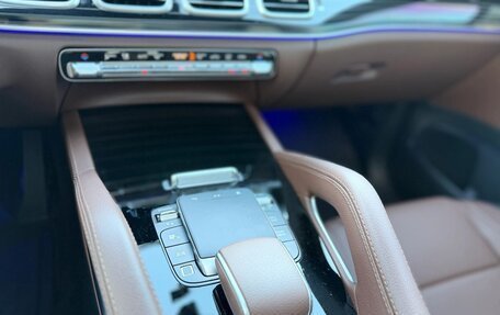 Mercedes-Benz GLE, 2024 год, 11 076 000 рублей, 17 фотография