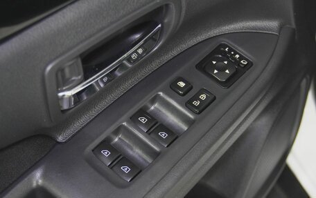 Mitsubishi Outlander III рестайлинг 3, 2018 год, 2 048 000 рублей, 16 фотография