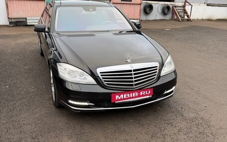 Mercedes-Benz S-Класс, 2012 год, 2 300 000 рублей, 5 фотография