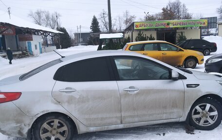 KIA Rio III рестайлинг, 2014 год, 700 000 рублей, 3 фотография