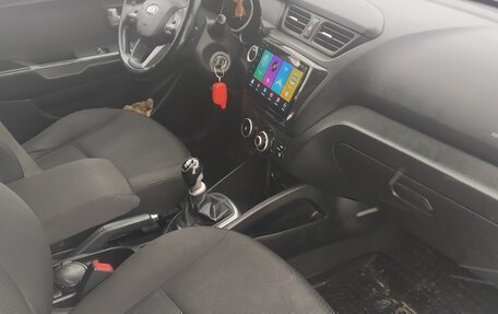 KIA Rio III рестайлинг, 2014 год, 700 000 рублей, 9 фотография