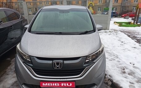 Honda Freed II, 2018 год, 1 598 000 рублей, 1 фотография