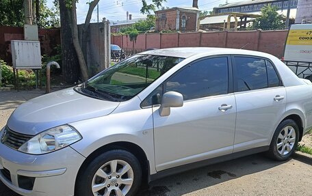 Nissan Tiida, 2010 год, 820 000 рублей, 2 фотография