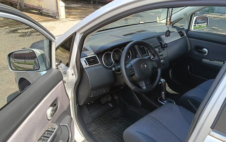 Nissan Tiida, 2010 год, 820 000 рублей, 6 фотография