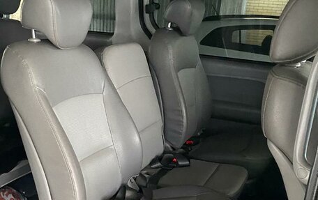 Hyundai Grand Starex Grand Starex I рестайлинг 2, 2010 год, 1 499 000 рублей, 7 фотография