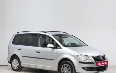 Volkswagen Touran III, 2008 год, 688 000 рублей, 3 фотография