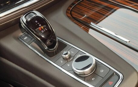 Cadillac Escalade V, 2024 год, 13 646 999 рублей, 10 фотография