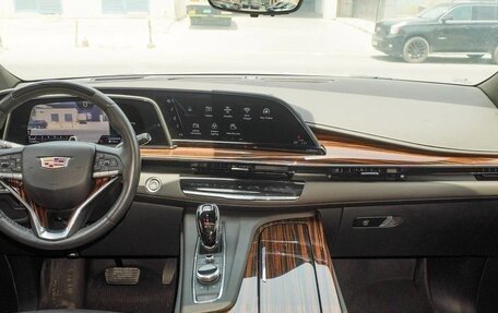 Cadillac Escalade V, 2024 год, 13 646 999 рублей, 11 фотография