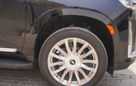 Cadillac Escalade V, 2024 год, 13 646 999 рублей, 22 фотография