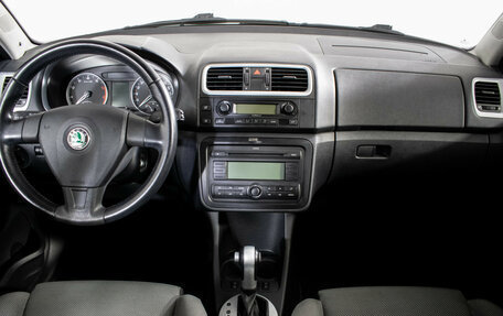 Skoda Fabia II, 2008 год, 720 000 рублей, 11 фотография