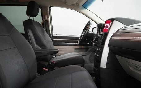 Dodge Caravan V, 2010 год, 1 013 000 рублей, 11 фотография