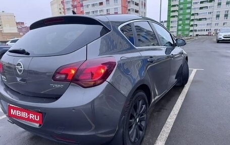 Opel Astra J, 2010 год, 600 000 рублей, 10 фотография