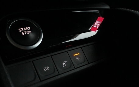 Renault Kaptur I рестайлинг, 2021 год, 1 590 000 рублей, 24 фотография