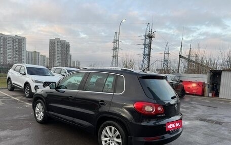 Volkswagen Tiguan I, 2011 год, 1 990 000 рублей, 4 фотография