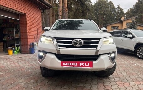 Toyota Fortuner II, 2017 год, 3 270 000 рублей, 2 фотография